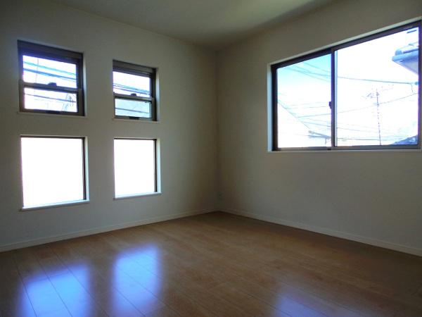 Non-living room. 1 Building Western-style (11 May 2013) Shooting