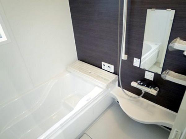 Bathroom. Indoor (12 May 2013) Shooting