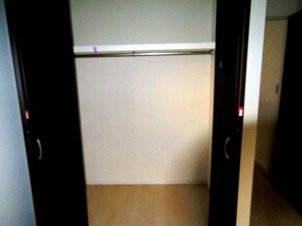 Receipt. Indoor (10 May 2013) Shooting Building 2 Western-style housing (1)