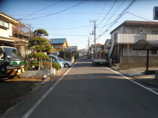 Local photos, including front road. Frontal road