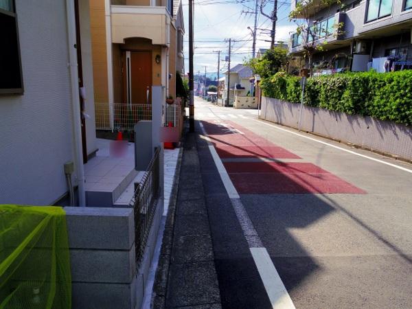 Local photos, including front road. 1 Building appearance (November 2013) Shooting