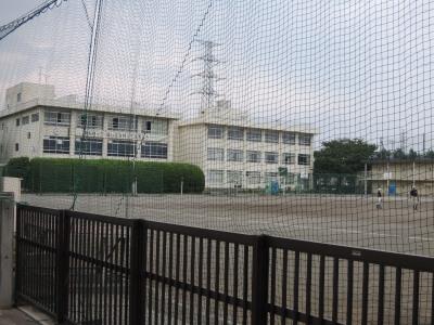 Junior high school. 500m to junior high school