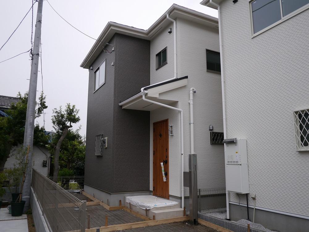 Local appearance photo