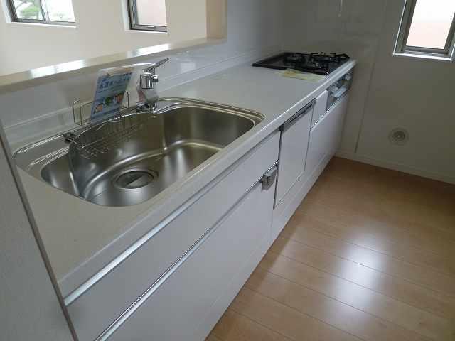 Kitchen. Indoor (June 2013) Shooting