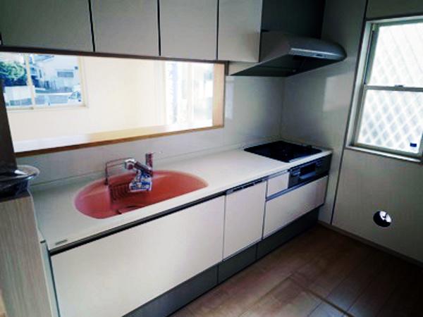 Kitchen. Indoor (12 May 2013) Shooting