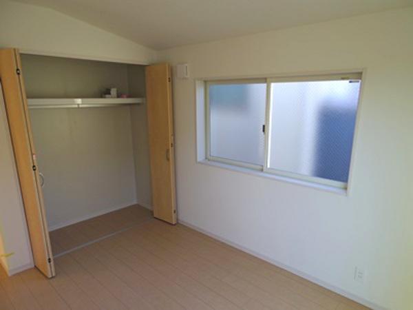 Receipt. Indoor (203 December) shooting Western-style housing (1)