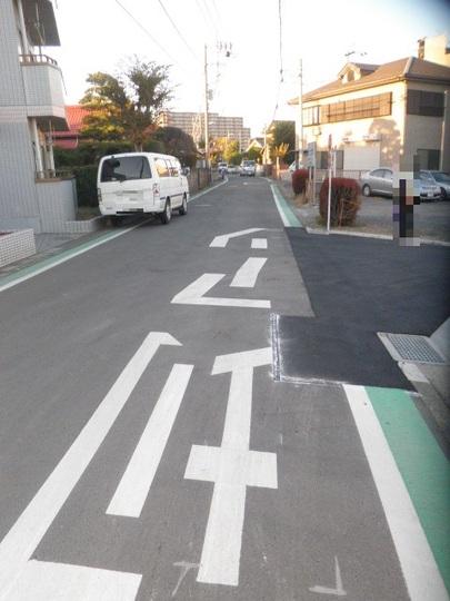 Local photos, including front road. Frontal road