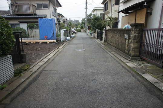 Local photos, including front road. Frontal road