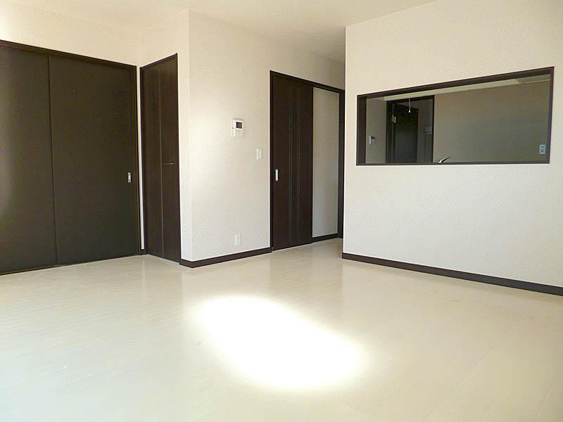 Living. Indoor (12 May 2013) Shooting