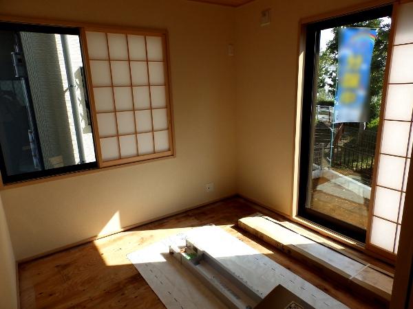 Non-living room. Indoor (11 May 2013) Shooting