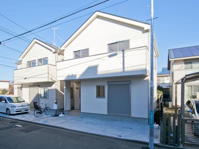 Local appearance photo. Local (12 May 2013) Shooting