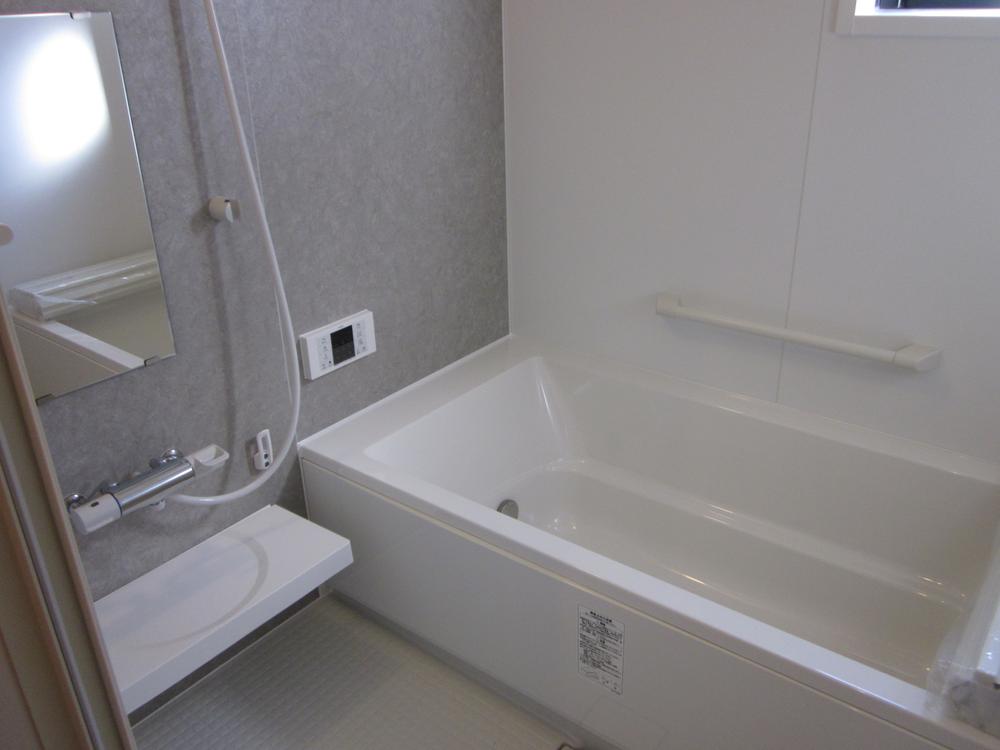 Bathroom. Indoor (11 May 2013) Shooting