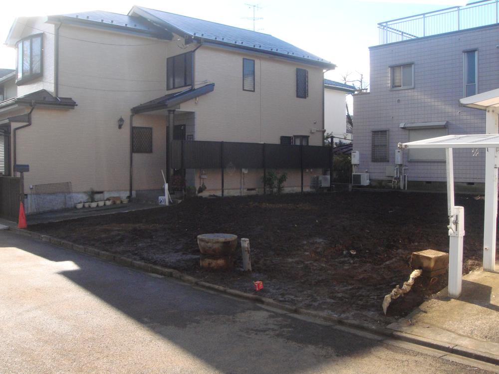 Local appearance photo. Local (12 May 2013) Shooting