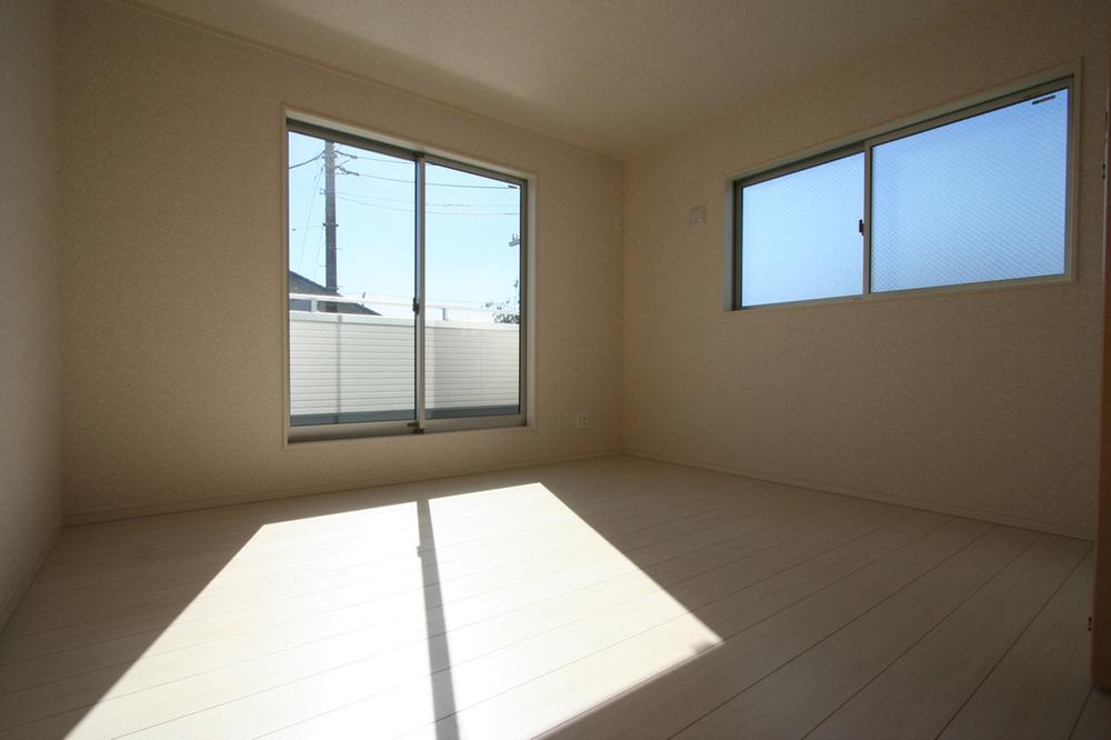 Non-living room. Indoor (September 2013) Shooting