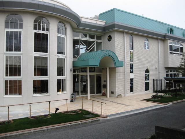 kindergarten ・ Nursery. 1052m until the child nursery of Light