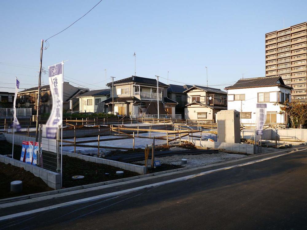 Local appearance photo. Vanden Station 3-minute walk