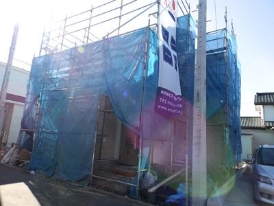 Local photos, including front road. Local (10 May 2013) Shooting 4 Building local appearance photos, including front road