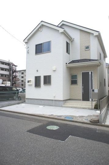 Local appearance photo. Building appearance