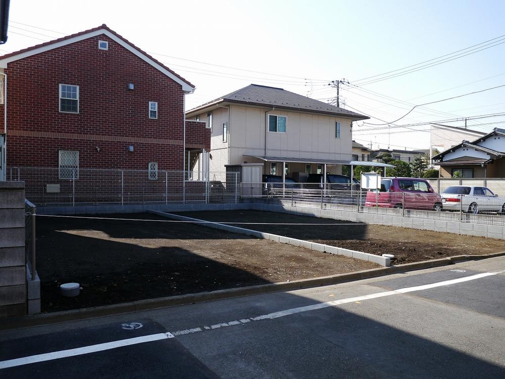Local appearance photo. It is also a good many living environment commercial facilities around in the prime location of Sagamihara Station 8-minute walk.