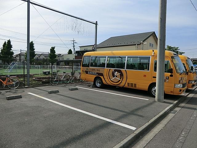 Primary school. 650m to LCA International School elementary department