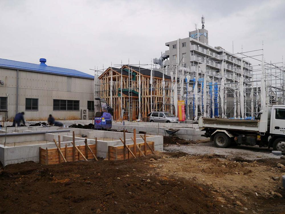 Local appearance photo. Good per sun in the south road in the development subdivision of all 8 compartment in a quiet residential area of Minamihashimoto walking distance.