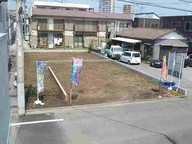 Local land photo. Local (10 May 2013) Shooting