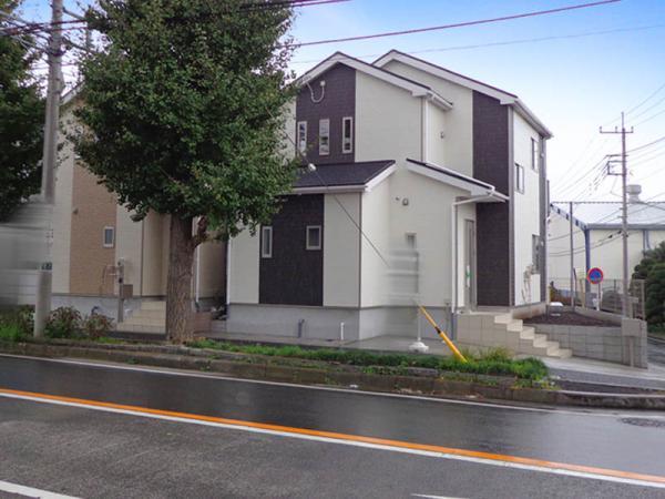 Local photos, including front road