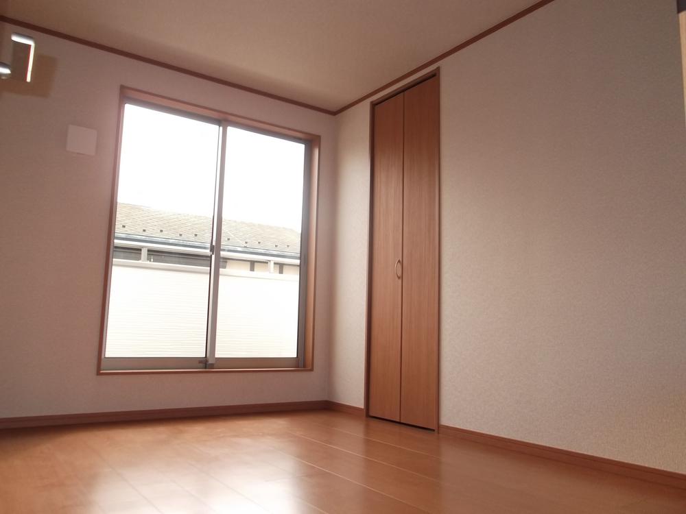 Non-living room. The second floor is a 6.0 tatami room.