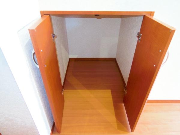 Receipt. Indoor (11 May 2013) Shooting