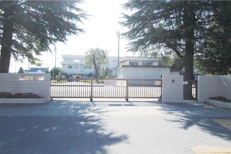 Primary school. 1200m to Sagamihara Municipal Koyo Elementary School