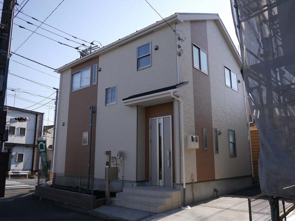 Local appearance photo