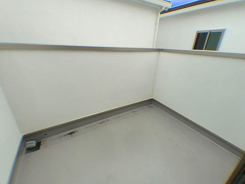 Balcony. Local (June 2013) Shooting