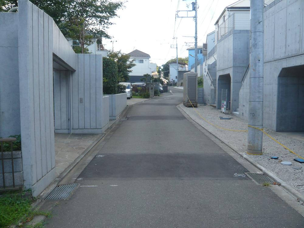 Local photos, including front road. Local (September 2013) Shooting