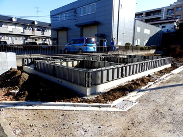 Local appearance photo. Local (11 May 2013) Shooting