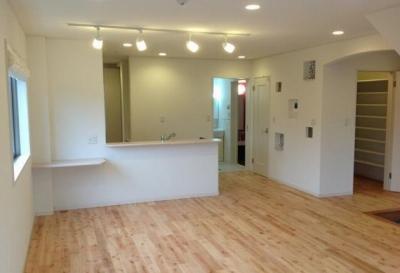 Same specifications photos (living)