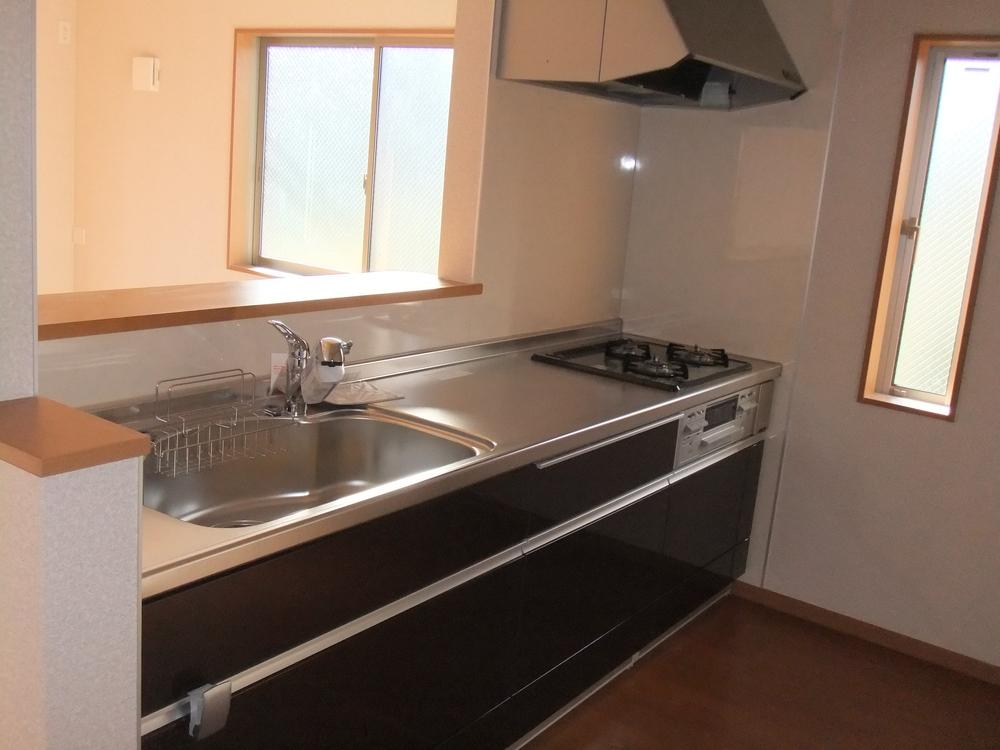 Kitchen. Indoor (12 May 2013) Shooting