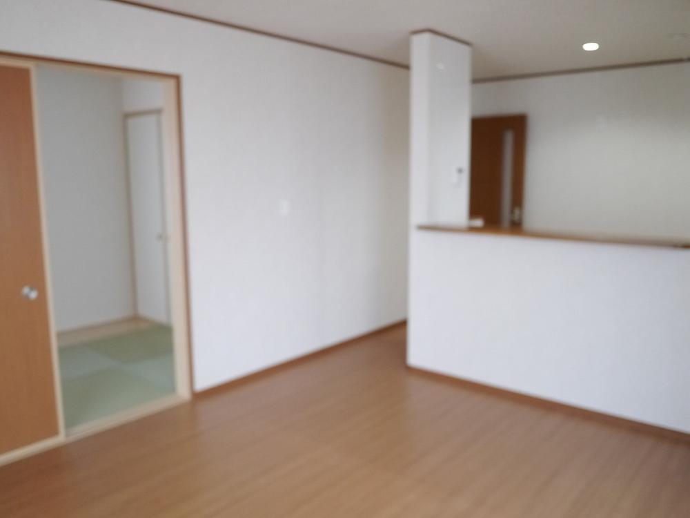 Living. All room pair glass