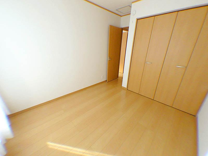 Same specifications photos (Other introspection). (A Building) same specification