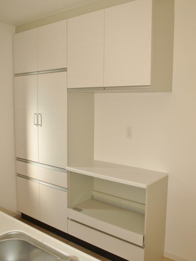 Kitchen. 1 Building Cupboard