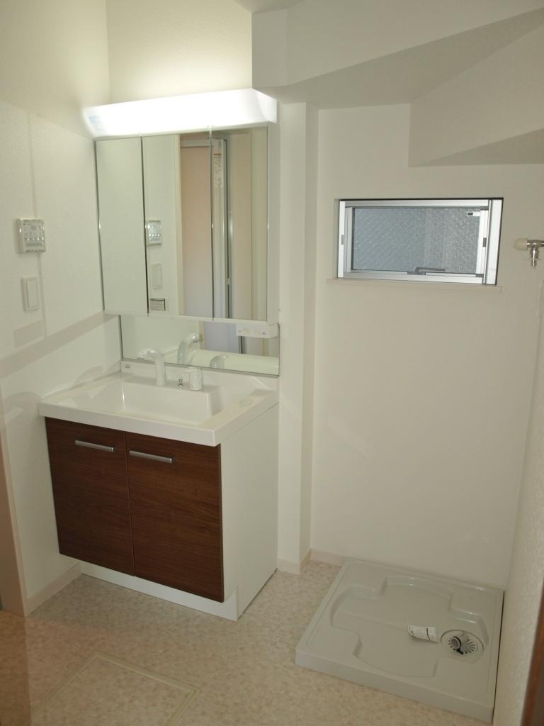 Wash basin, toilet. Building 3 Wash basin ※ Whole building is a common specification "color is different" ※