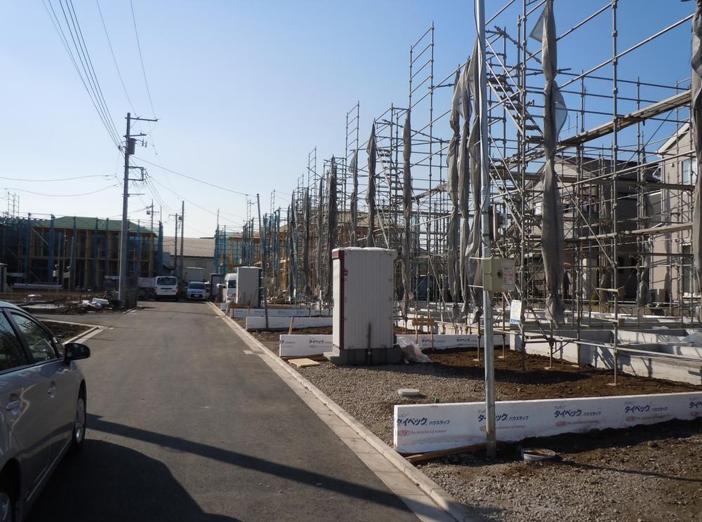 Local appearance photo. Local (12 May 2013) Shooting