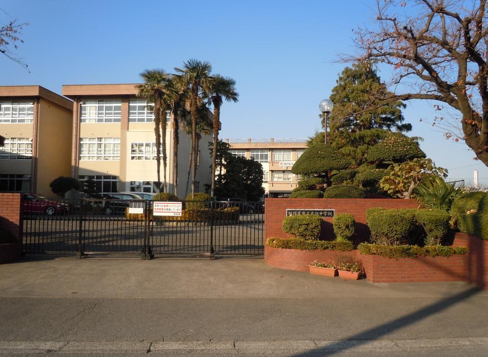 Junior high school. 1700m to Osawa junior high school
