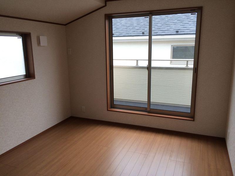 Non-living room. Introspection of Western-style 7.5 quires