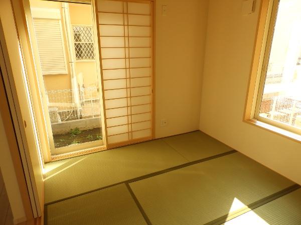 Non-living room. Indoor (10 May 2013) Shooting