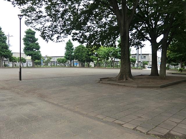 park. 435m to Satomi park