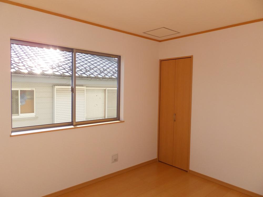 Non-living room. Indoor (10 May 2013) Shooting