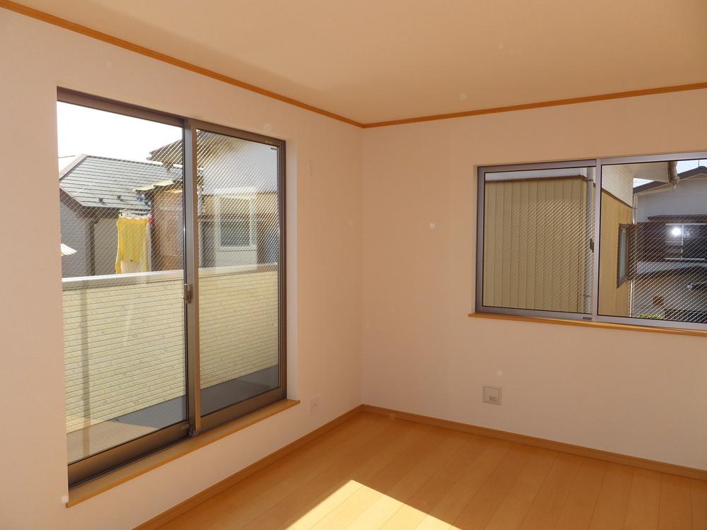 Non-living room. Indoor (10 May 2013) Shooting