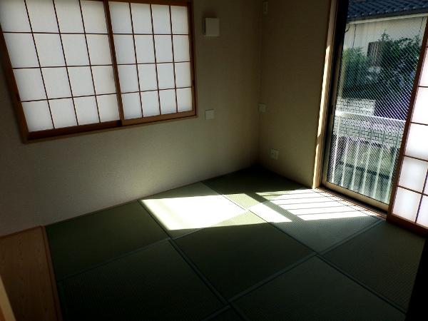 Non-living room. Indoor (10 May 2013) Shooting