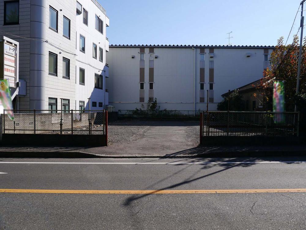 Local photos, including front road. Many living environment is also better commercial facilities around in a quiet residential area of Sagamihara Station walking distance.