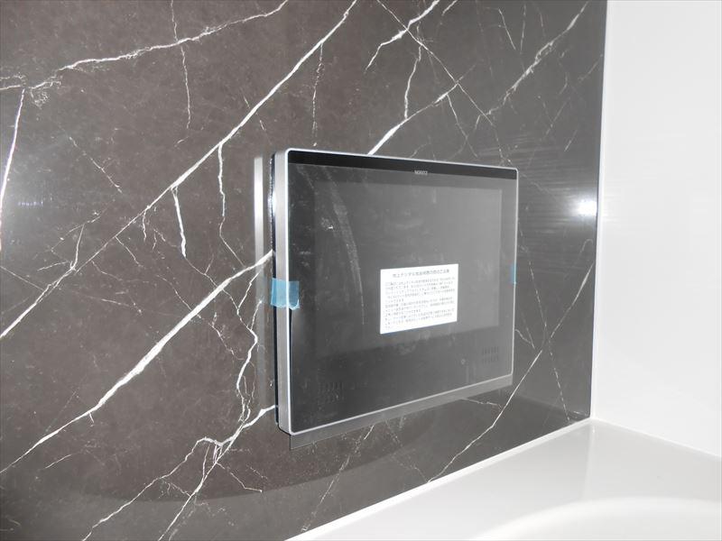 Bathroom. Indoor (12 May 2013) Shooting Building 3